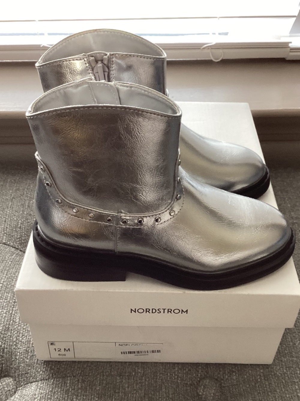 Nordstrom Florence Studded Bootie, size 2
